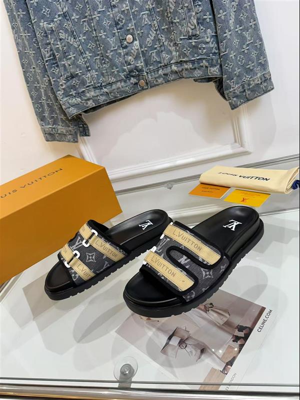 2025112818454453 210